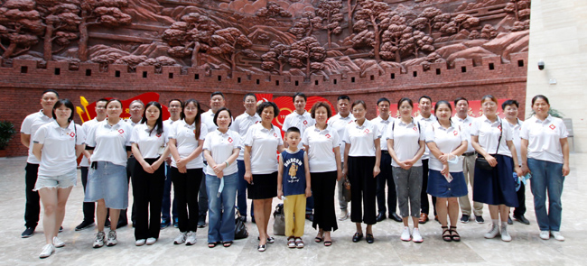 市疾控中心组织党员参观中国共产党安庆历史展